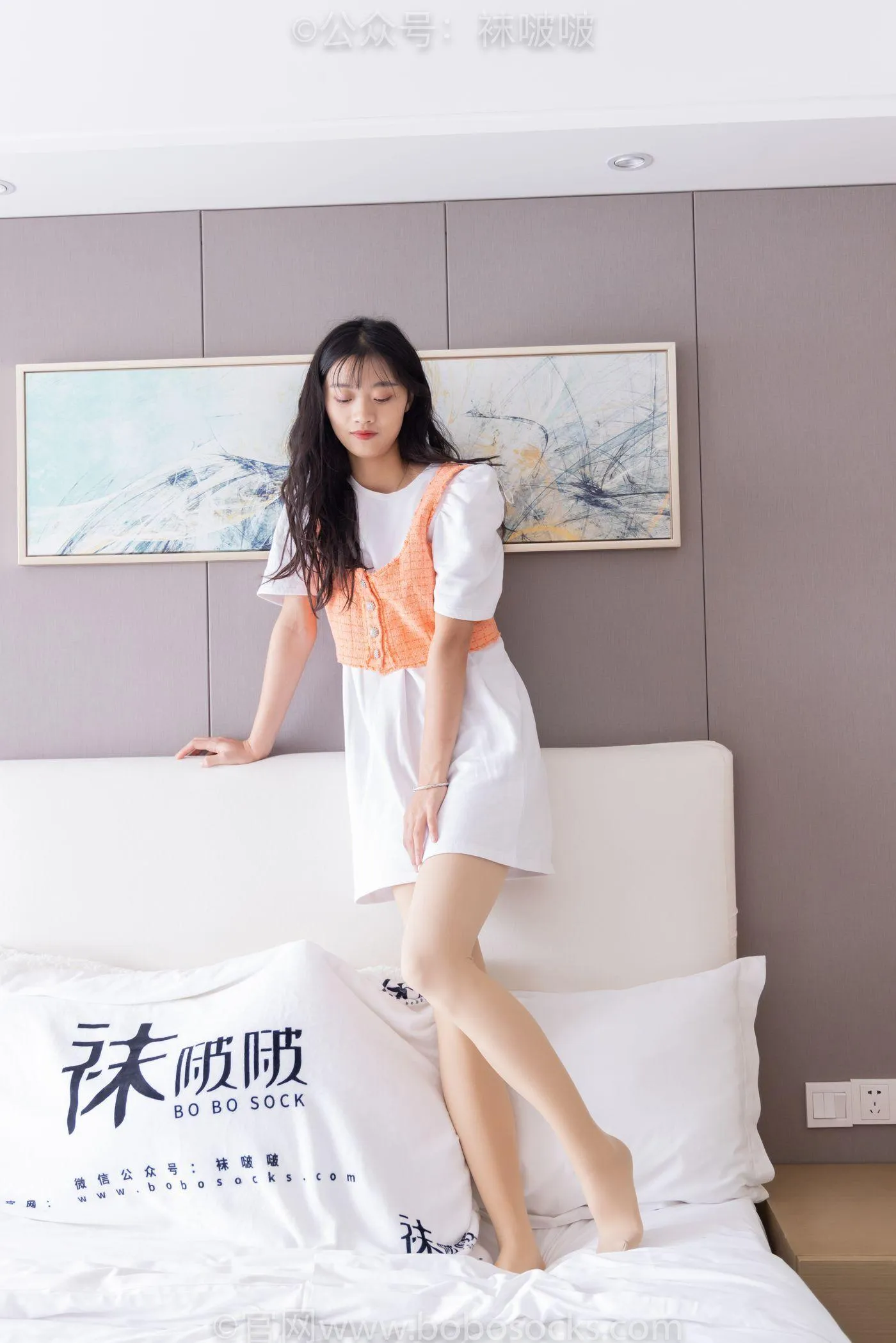 [BoBoSocks袜啵啵]NO.062 涵涵-运动鞋、白棉袜、厚肉丝 [145P]插图3